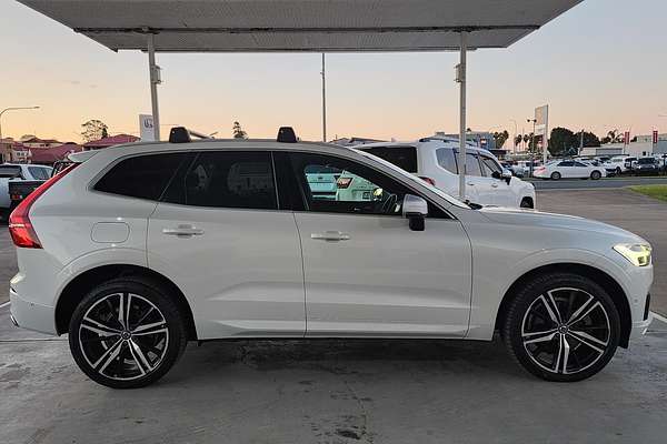 2018 Volvo XC60 T8 R-Design