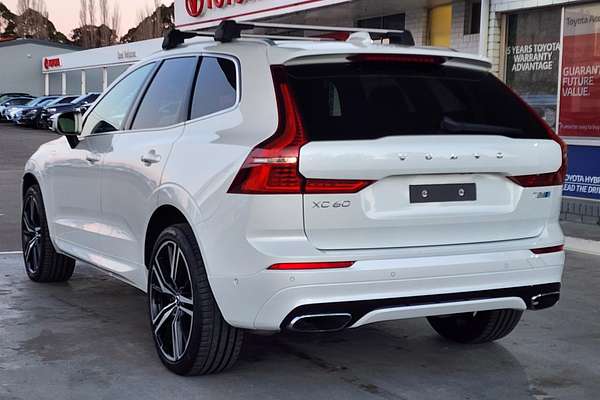 2018 Volvo XC60 T8 R-Design