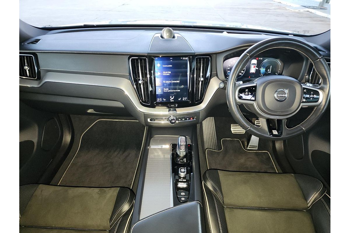 2018 Volvo XC60 T8 R-Design