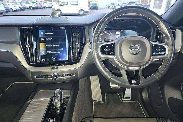 2018 Volvo XC60 T8 R-Design
