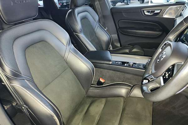 2018 Volvo XC60 T8 R-Design