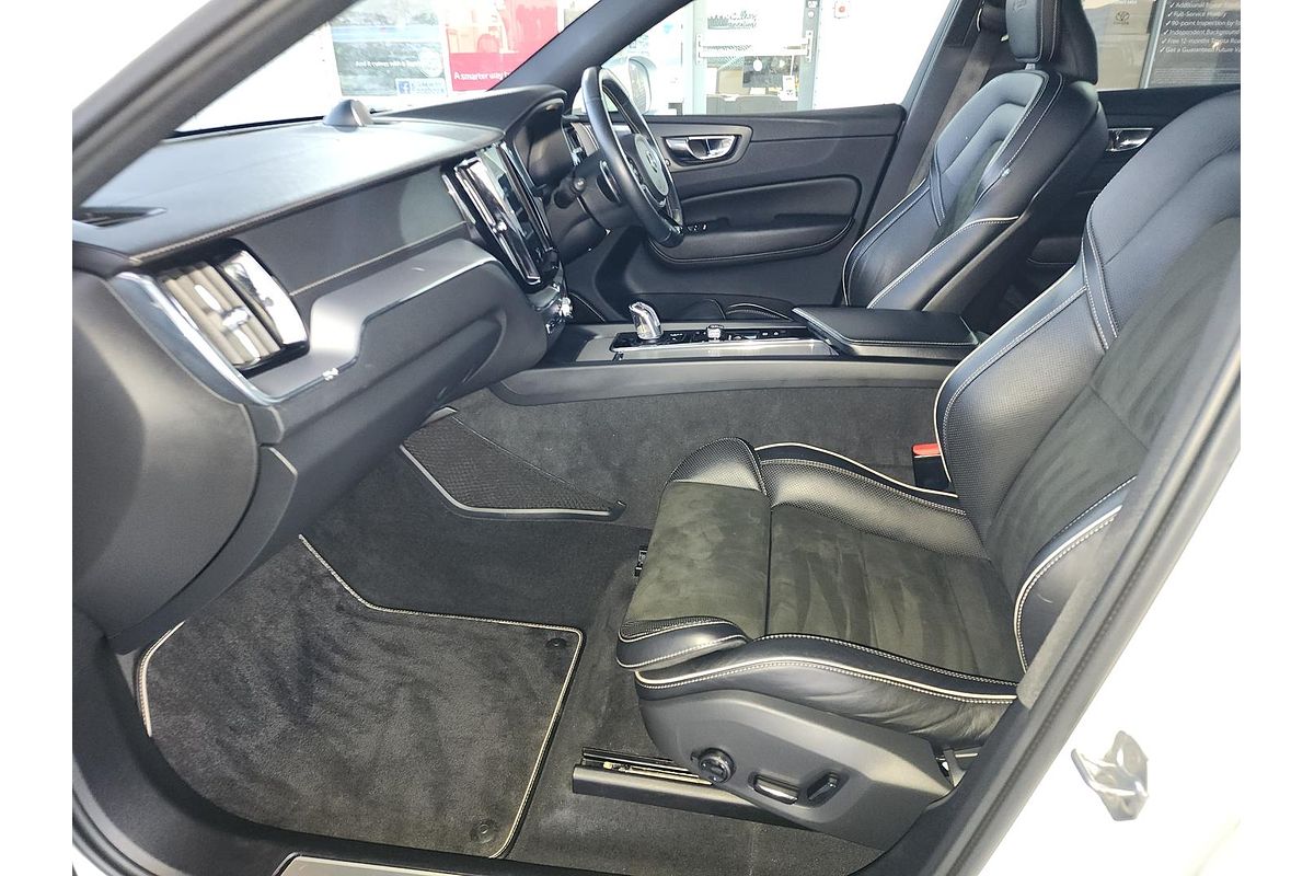 2018 Volvo XC60 T8 R-Design