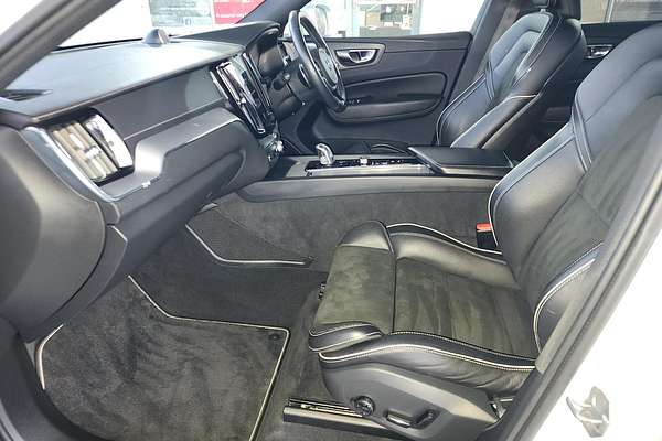 2018 Volvo XC60 T8 R-Design