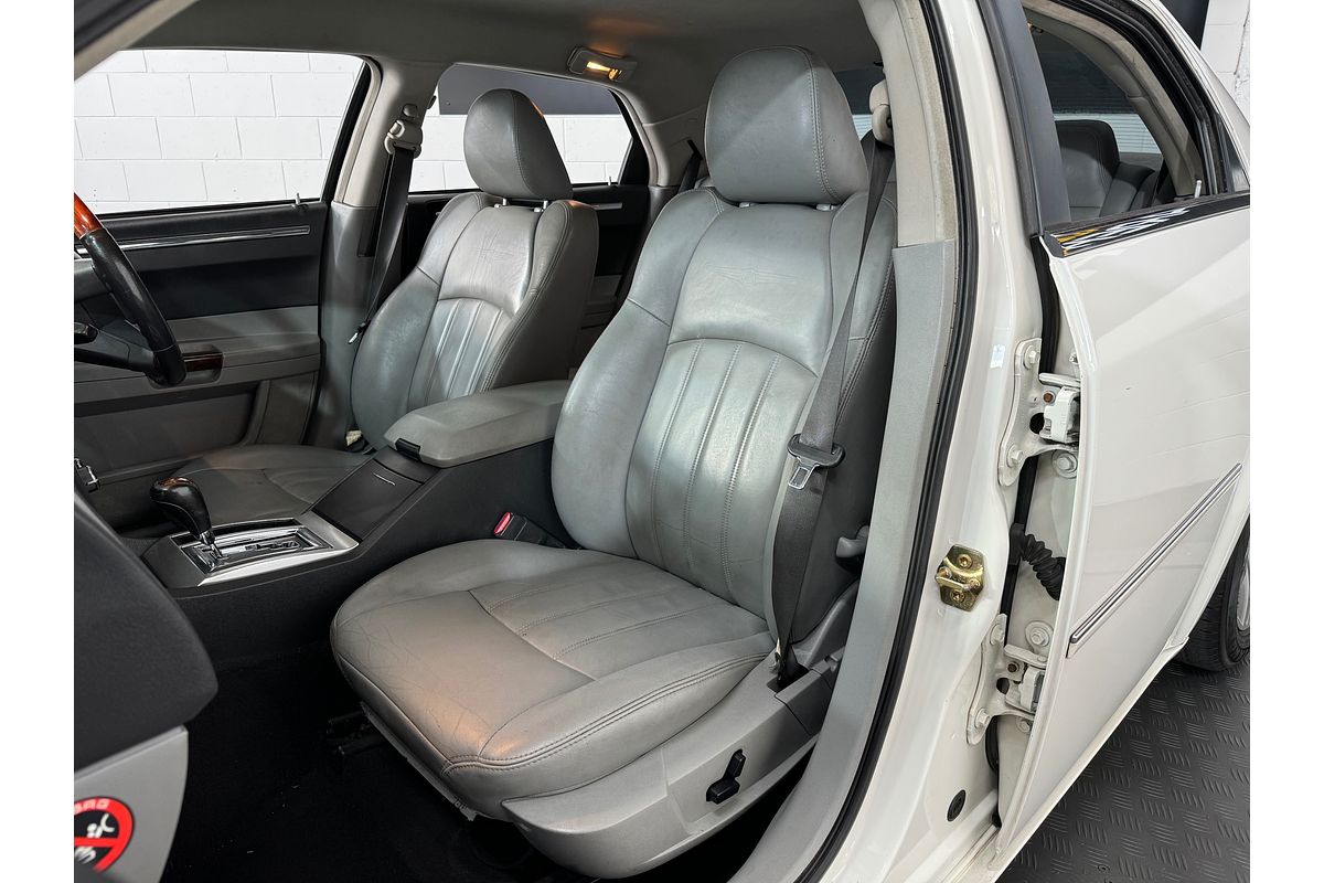 2006 Chrysler 300 C 3L Turbo Diesel Sedan
