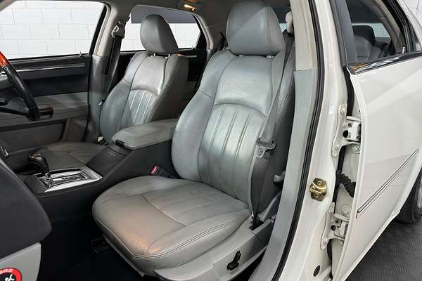 2006 Chrysler 300 C 3L Turbo Diesel Sedan