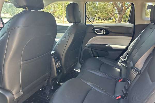 2023 Jeep Compass Limited M6