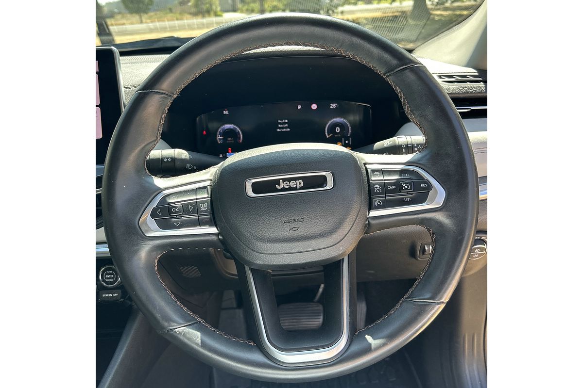2023 Jeep Compass Limited M6