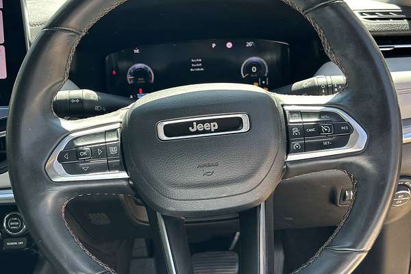 2023 Jeep Compass Limited M6