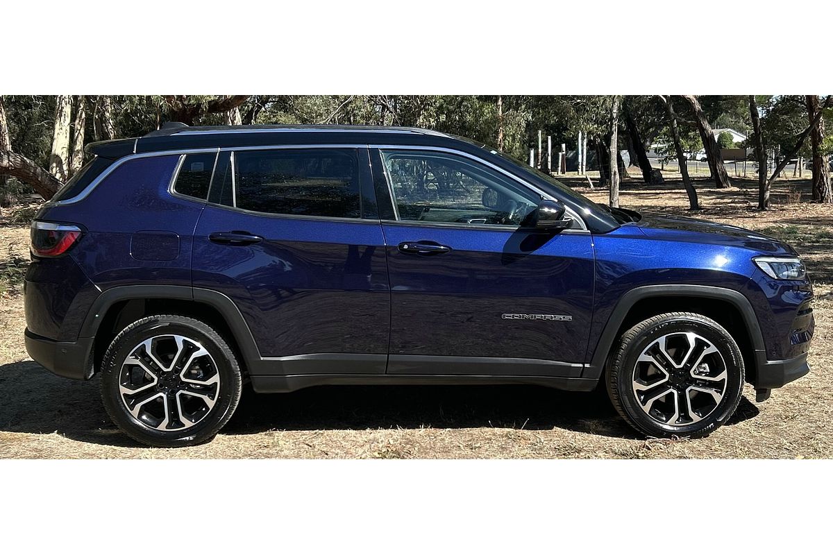 2023 Jeep Compass Limited M6
