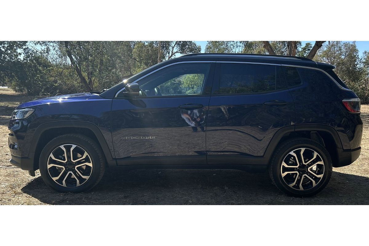 2023 Jeep Compass Limited M6