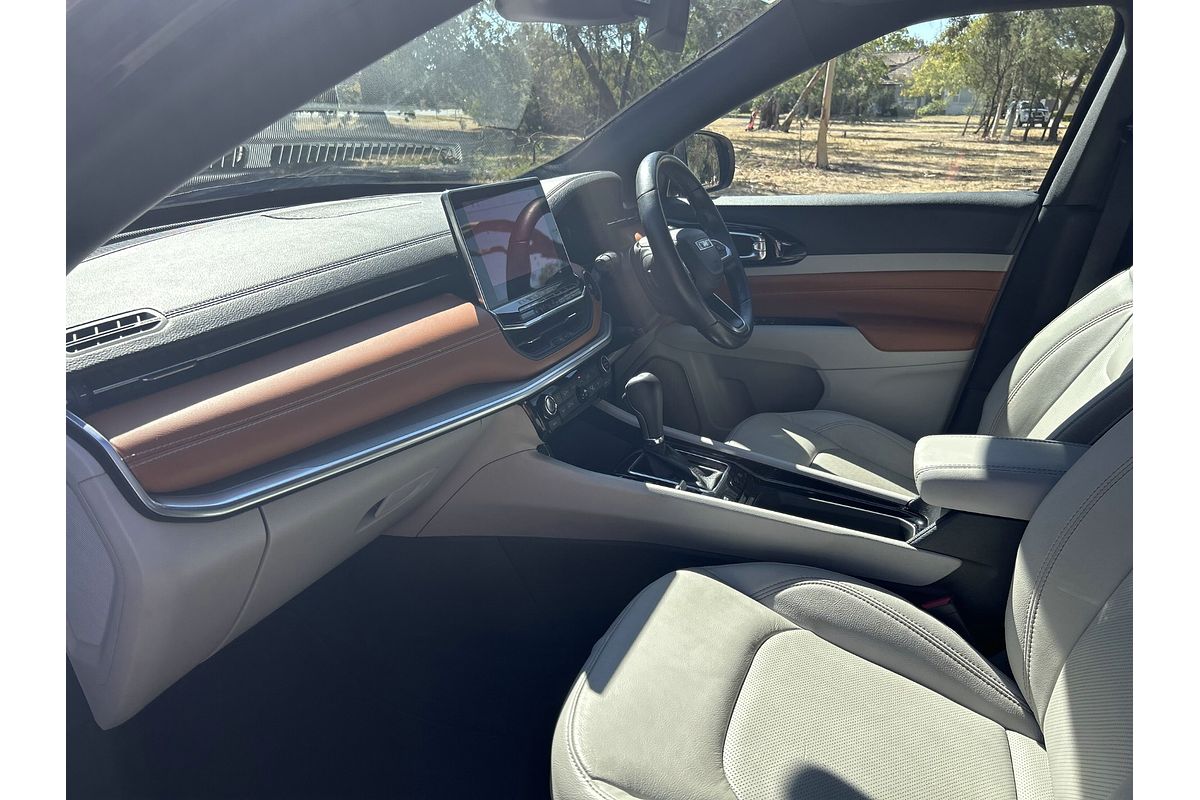 2023 Jeep Compass Limited M6