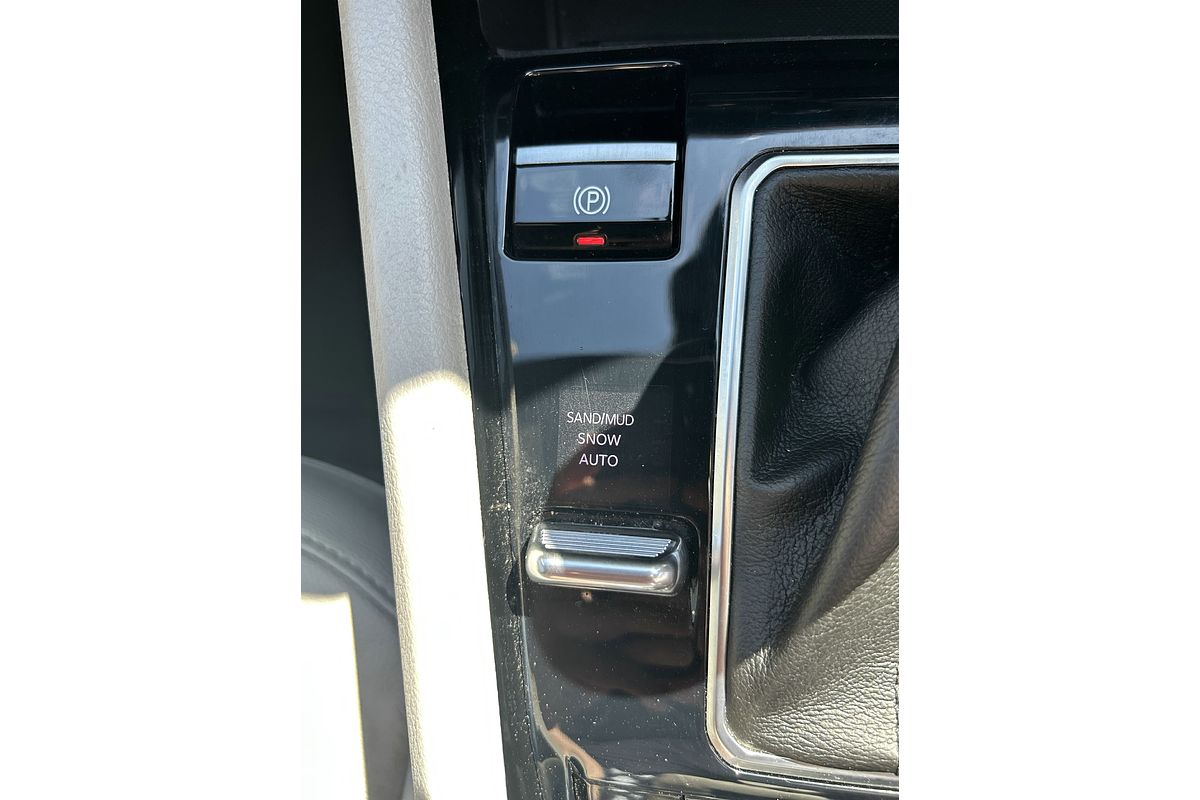 2023 Jeep Compass Limited M6
