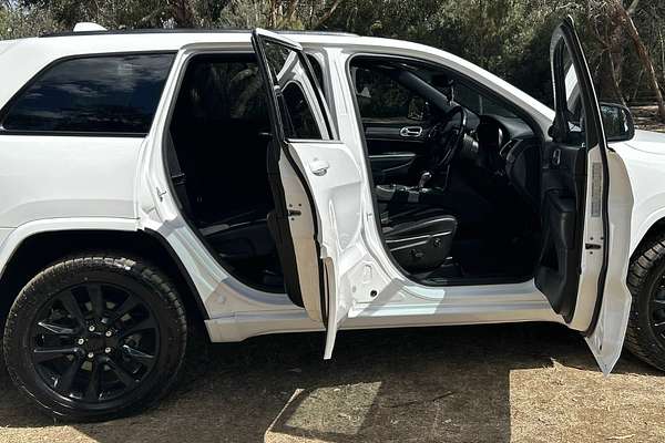2021 Jeep Grand Cherokee Night Eagle WK