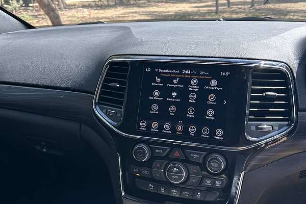 2021 Jeep Grand Cherokee Night Eagle WK