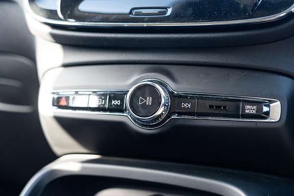 2019 Volvo XC40 T4 Momentum