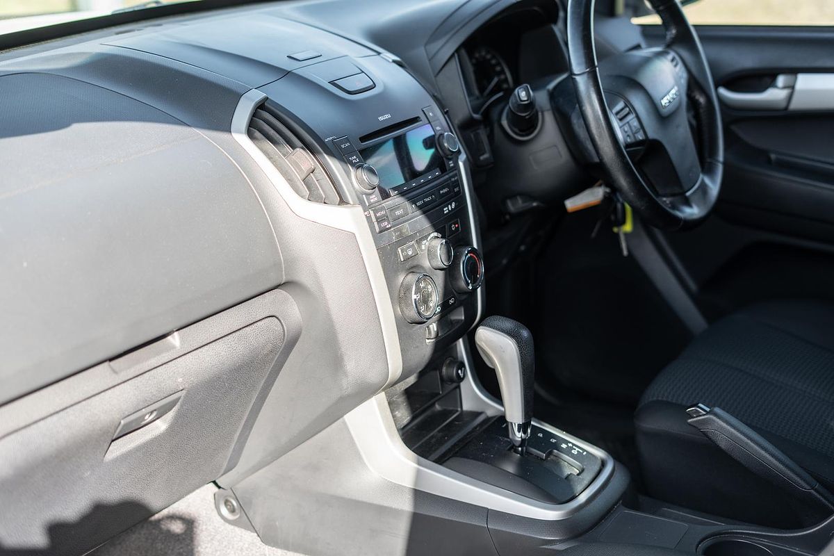 2013 Isuzu D-MAX LS High Ride Rear Wheel Drive