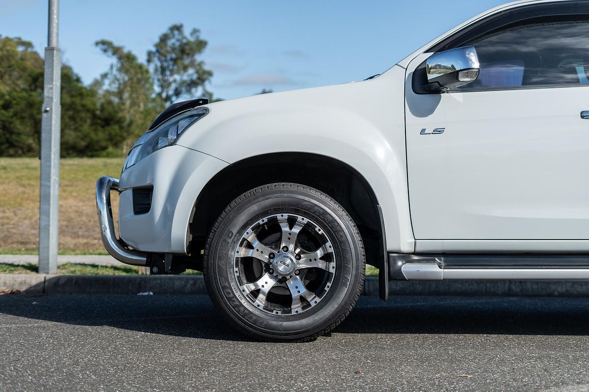 2013 Isuzu D-MAX LS High Ride Rear Wheel Drive