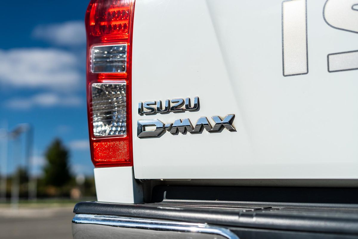 2013 Isuzu D-MAX LS High Ride Rear Wheel Drive