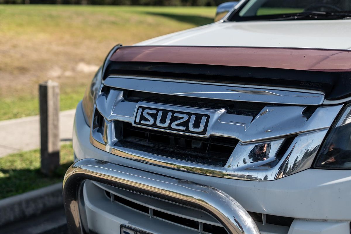 2013 Isuzu D-MAX LS High Ride Rear Wheel Drive