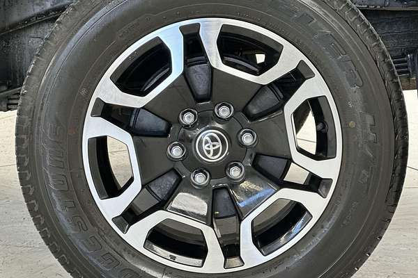 2021 Toyota Hilux SR5 GUN126R 4X4