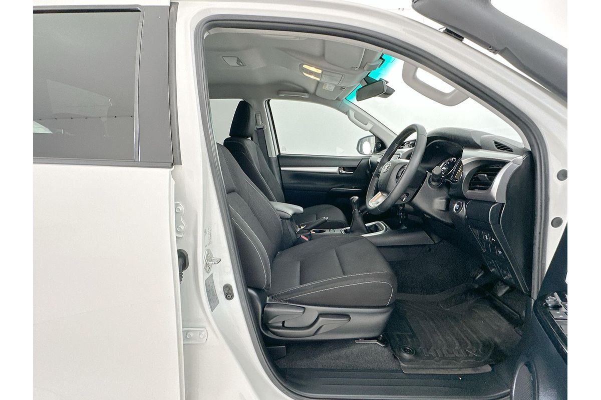 2021 Toyota Hilux SR5 GUN126R 4X4