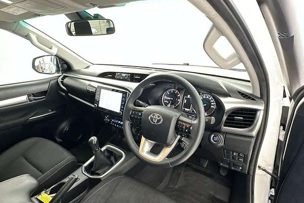 2021 Toyota Hilux SR5 GUN126R 4X4