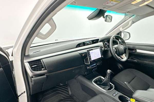 2021 Toyota Hilux SR5 GUN126R 4X4