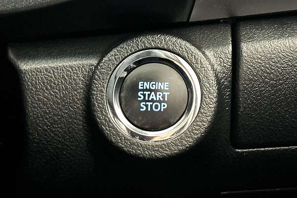 2021 Toyota Hilux SR5 GUN126R 4X4
