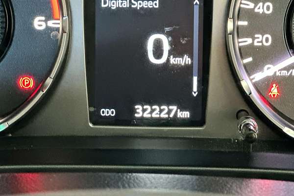 2021 Toyota Hilux SR5 GUN126R 4X4