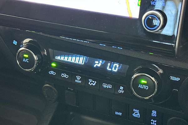 2021 Toyota Hilux SR5 GUN126R 4X4