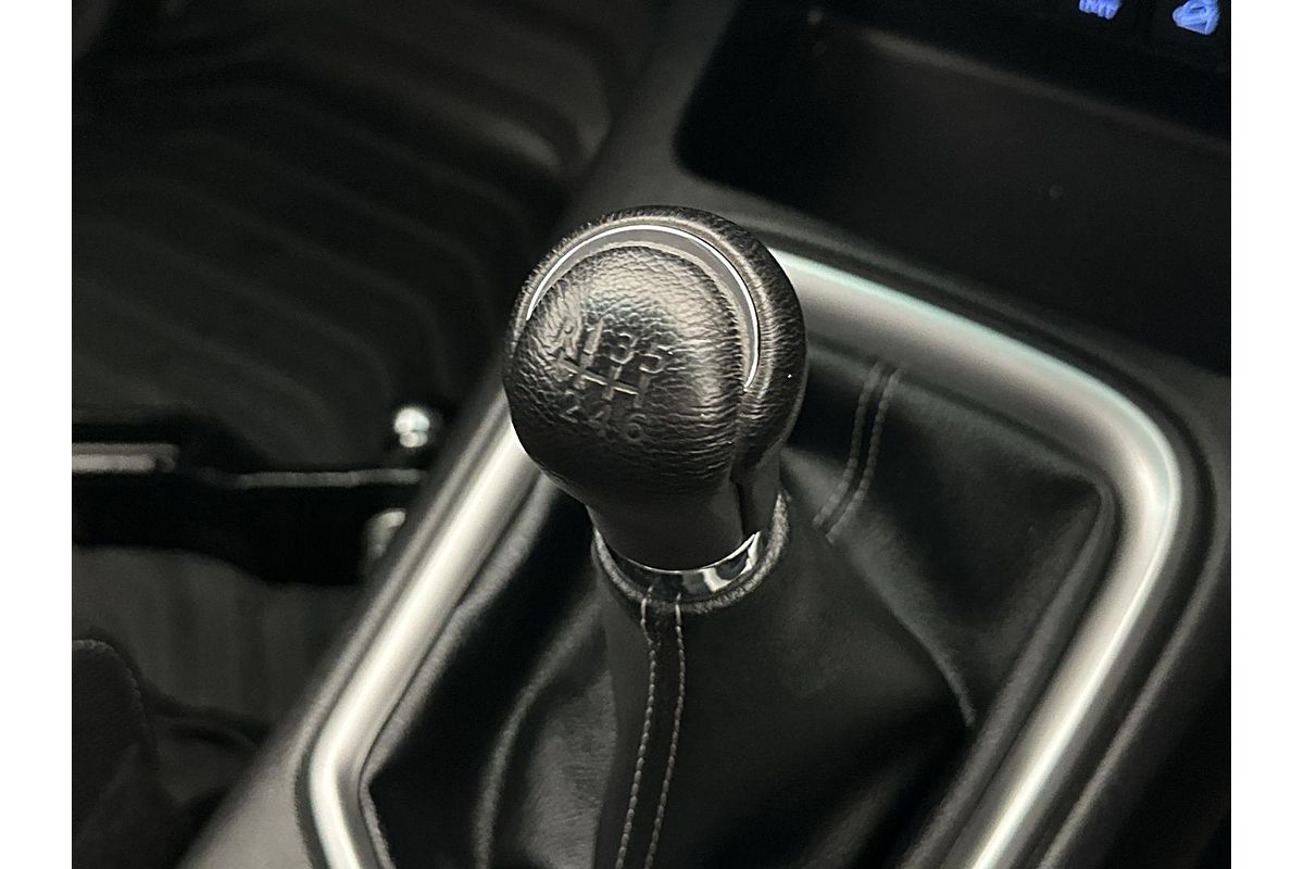 2021 Toyota Hilux SR5 GUN126R 4X4