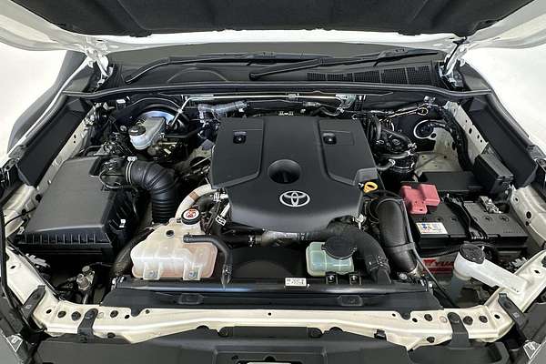 2021 Toyota Hilux SR5 GUN126R 4X4
