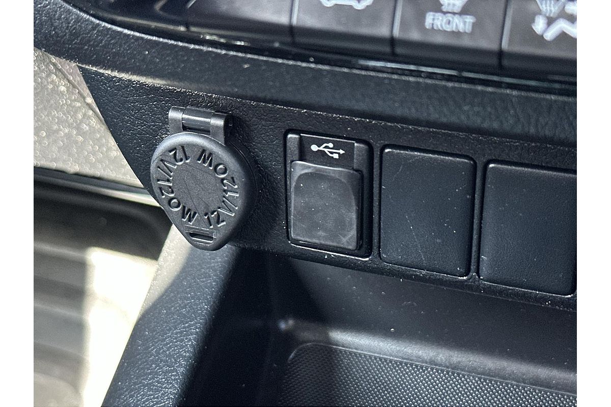 2021 Toyota Hilux SR5 GUN126R 4X4