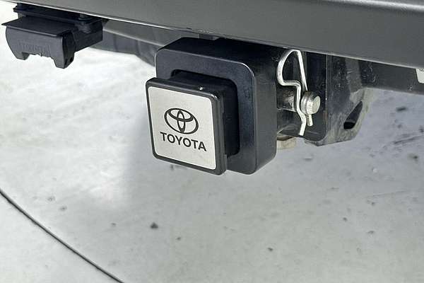 2021 Toyota Hilux SR5 GUN126R 4X4