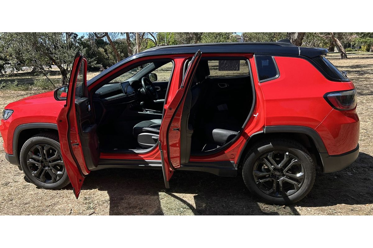 2023 Jeep Compass Night Eagle M6
