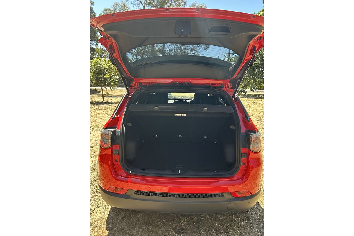 2023 Jeep Compass Night Eagle M6