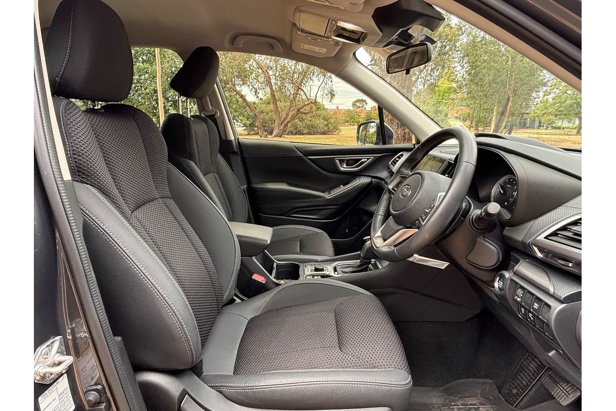 2023 Subaru Forester Hybrid L S5