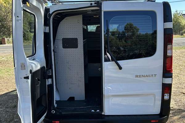 2020 Renault Trafic Premium 125kW X82 LWB