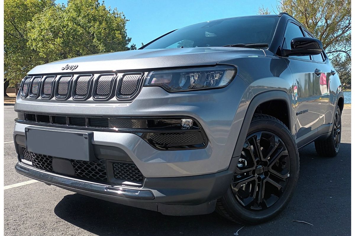 2023 Jeep Compass Night Eagle M6