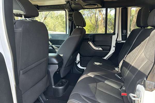 2016 Jeep Wrangler Unlimited Rubicon JK