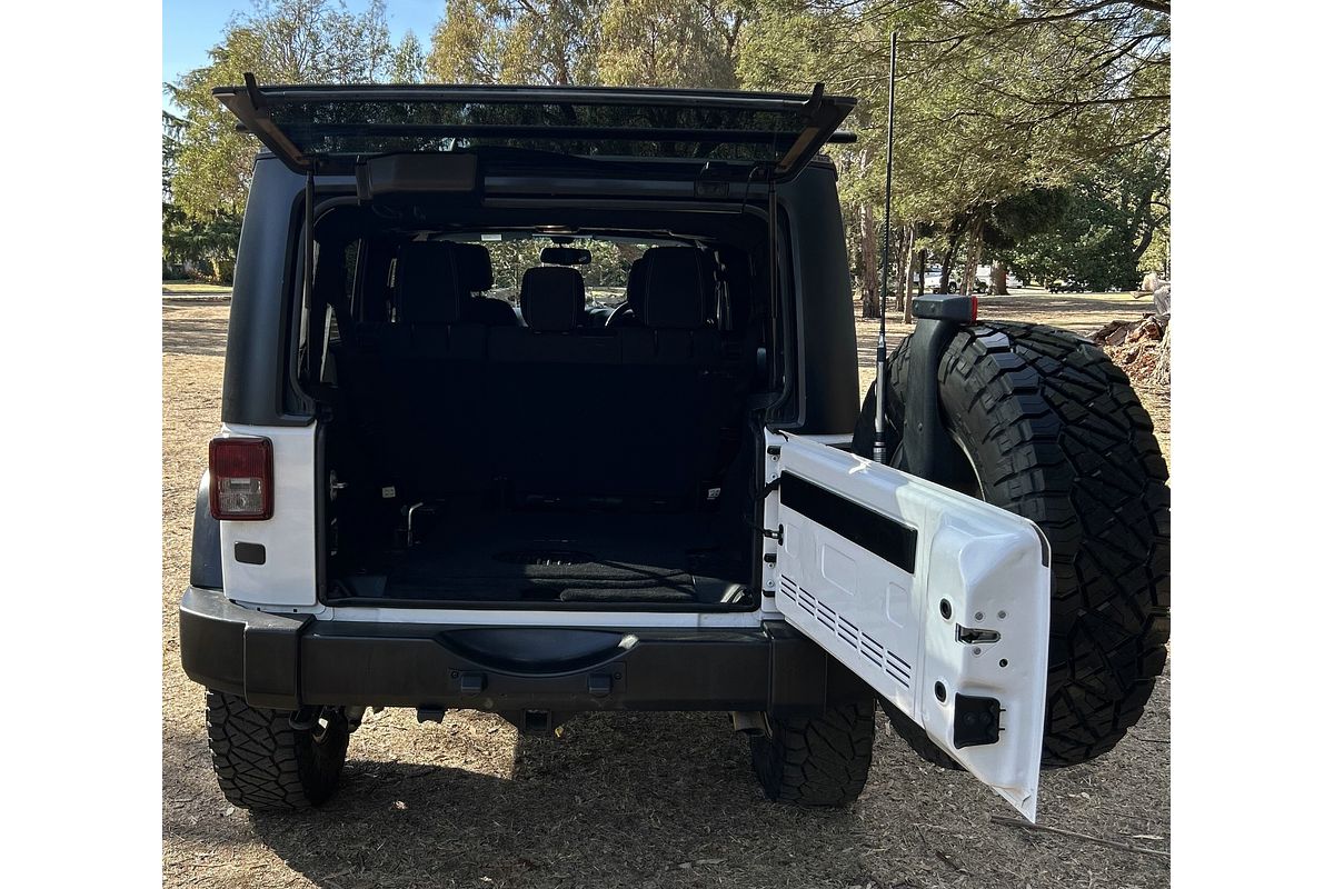 2016 Jeep Wrangler Unlimited Rubicon JK