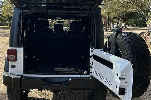 2016 Jeep Wrangler Unlimited Rubicon JK