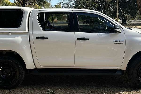 2019 Toyota Hilux SR GUN126R 4X4