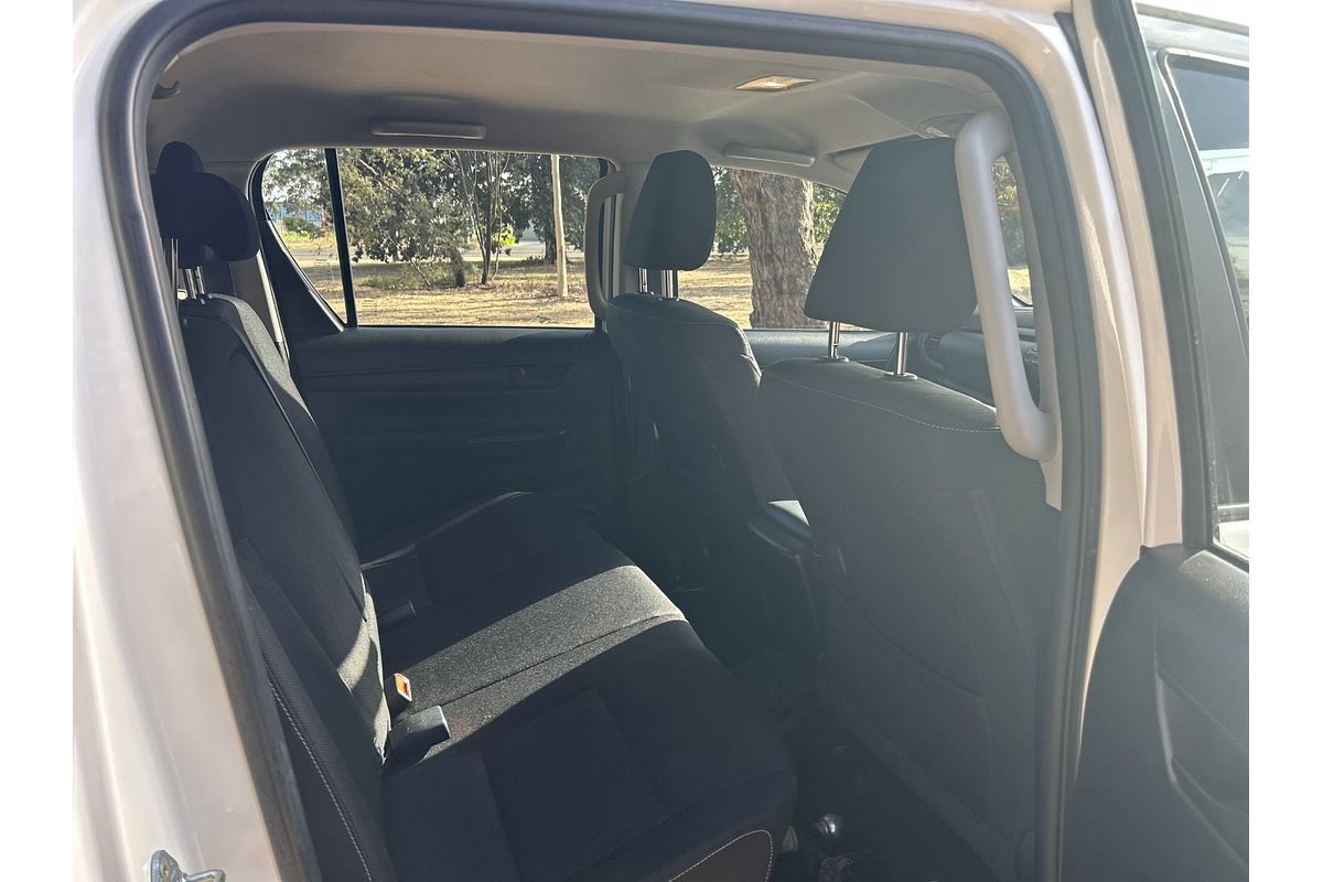 2019 Toyota Hilux SR GUN126R 4X4