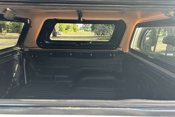 2019 Toyota Hilux SR GUN126R 4X4