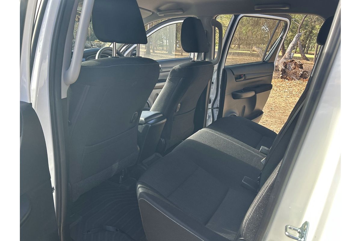 2019 Toyota Hilux SR GUN126R 4X4
