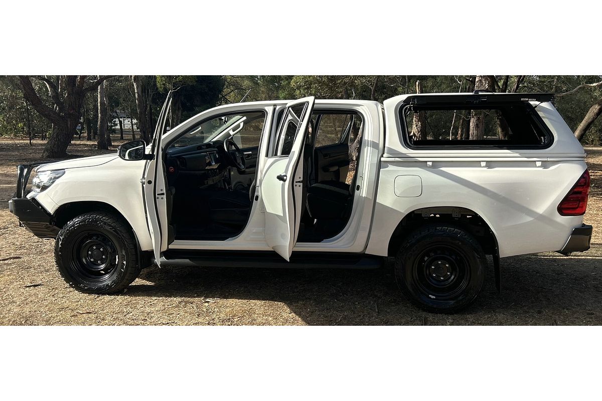 2019 Toyota Hilux SR GUN126R 4X4
