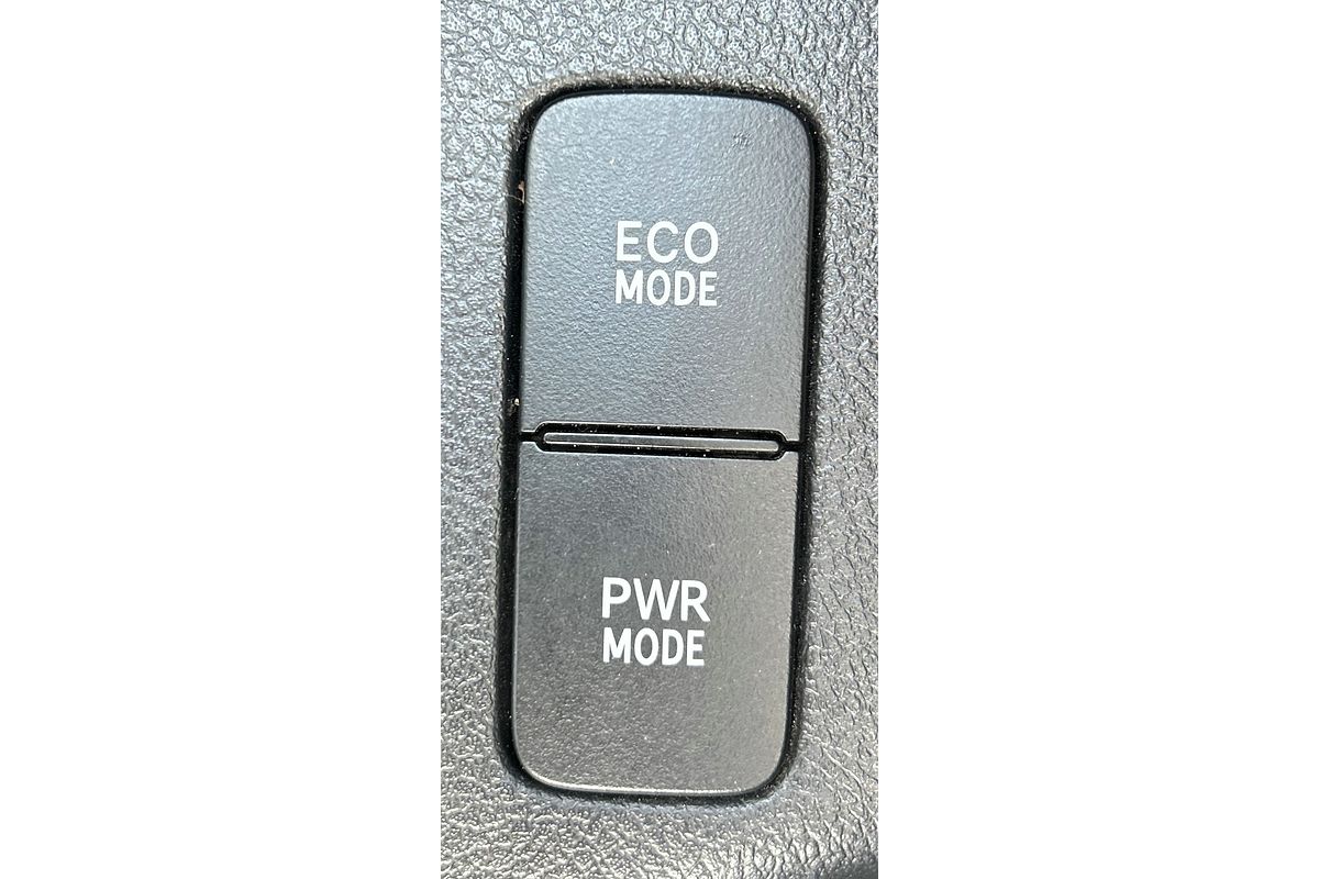 2019 Toyota Hilux SR GUN126R 4X4