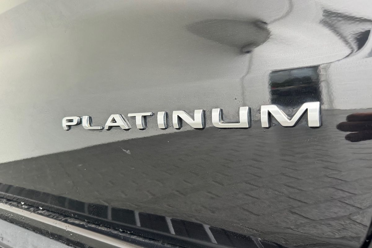 2023 Ford Everest Platinum
