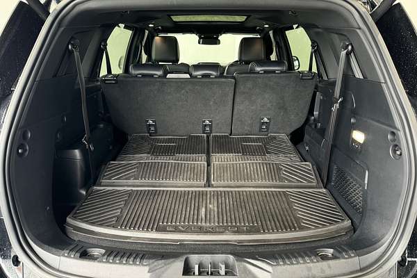 2023 Ford Everest Platinum